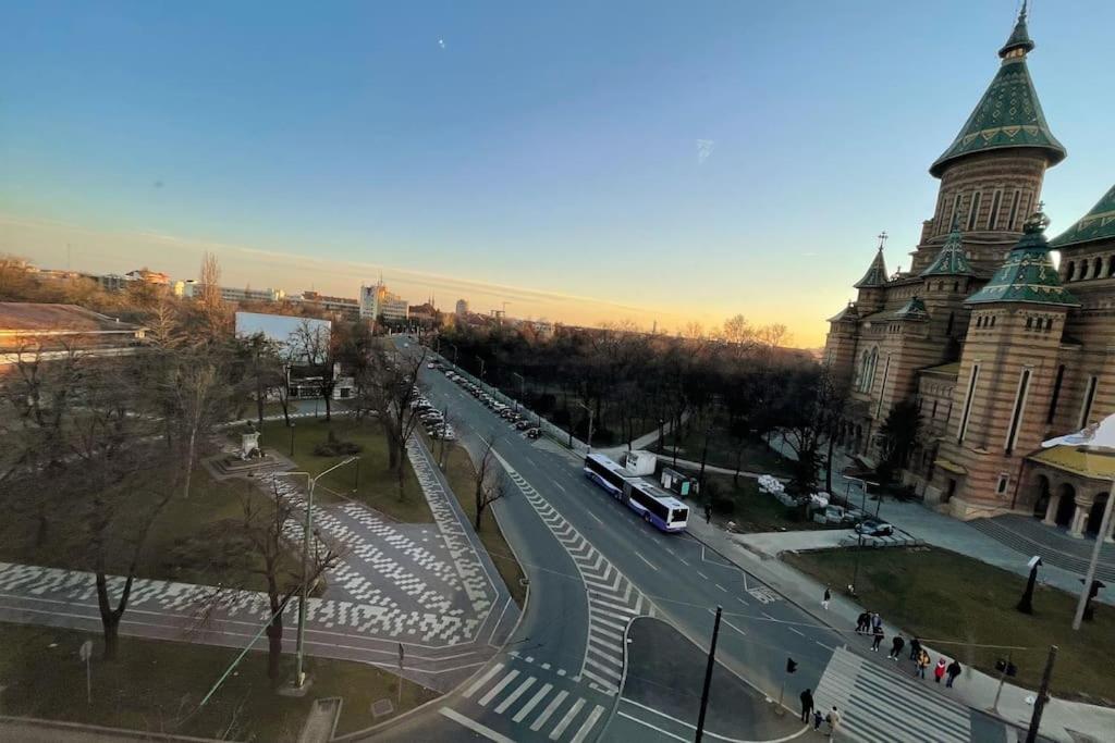Apartment Superb Intr-O Locatie Premium 티미쇼아라 외부 사진